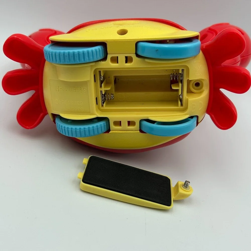 Little Tikes Catch Me Crabbie Lil Ocean Explorers Interactive Musical Crab Works